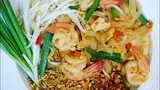 Best Ever Pad Thai Recipe, street food ผัดไทยกุ้ง