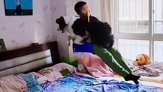 父亲:快起开，到我玩了