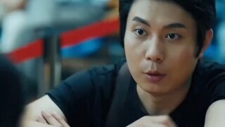 太搞笑了吧，看一下腹肌都笑出来了