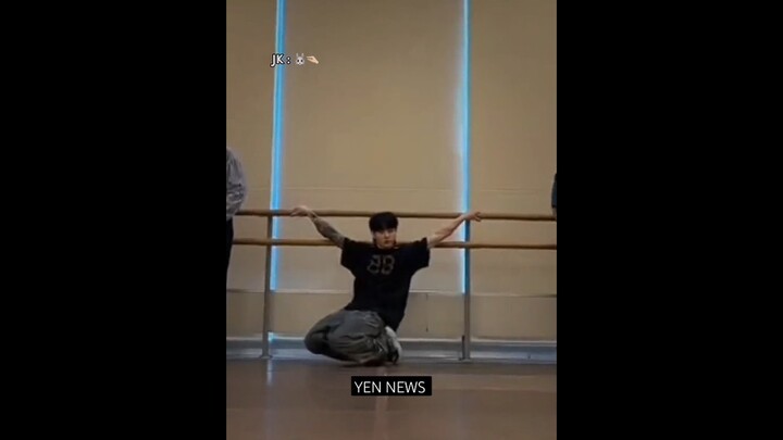 JK Dance JK Think about the next steps #jungkook 🐰🤏🏻