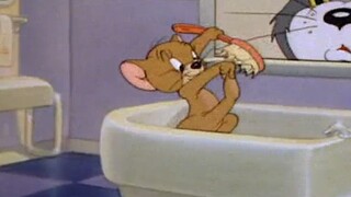 【Cat and Jerry】I love bathing