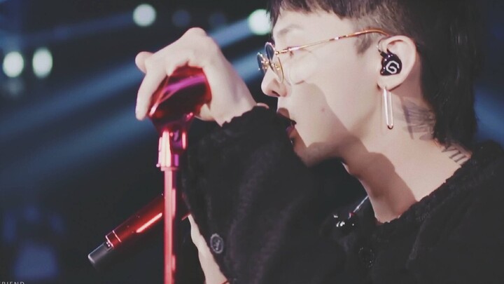 غوان تشي لونغ يقدّم عرضًا عالي الدقة من الألبوم العذري «بدون عنوان»