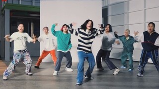 Hook Street Fighter menarikan tarian BTS! (Macho, Ganas, Ledakan, Api)