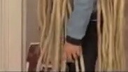 [Diaosi Lady] You don’t want to wash your hair, right? Well, don’t wash it in the future. Save yours