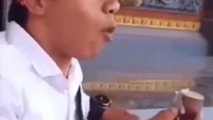 فرعون يغني راب جود