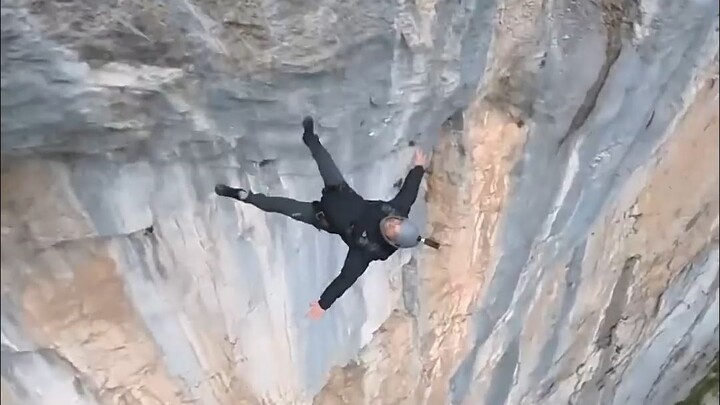 ชนกับหินแล้วจะเป็นยังไงนะ?