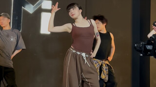 One Step Ahead《At The Club》Choreographer Nanan