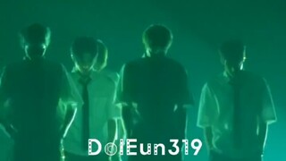 Tingkat tari visual RIIZE