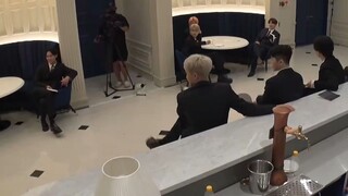 الجميع يرافقون مان ناي في اللعب والمرح، أفضل لقطات خلف الكواليس