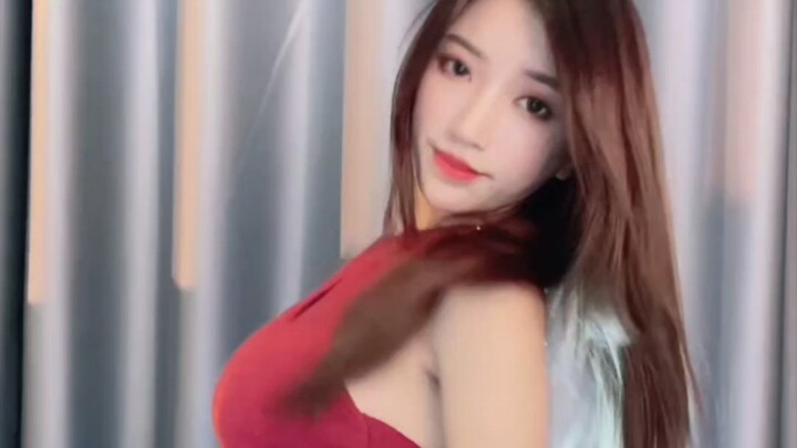 Điệu nhảy Tiktok 99, con lắc lớn