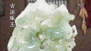 中国玉器制作历史悠久，至今已有12000年以上，祖先们在磨制石器的过程中逐渐认识了玉，并开始剖璞取玉，琢玉成器。