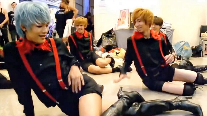 Penampilan boyband Thailand di mal lebih menggoda daripada girlband, netizen: Pantas saja dari Thail