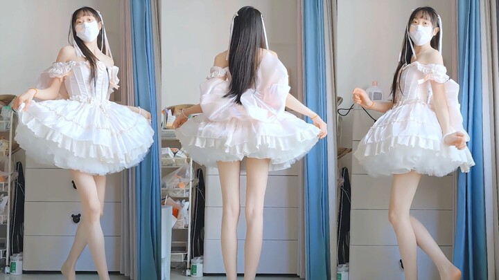 【团团】竖屏 | 我变成了小蛋糕 然后被啊呜一口吃掉了~