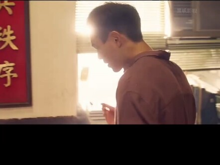 Every time the cops interrogate a suspect, they dip their fingers in coffee—and the suspect just sta