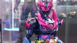 Produk baru Audi Double Diamond Armor Soul dipamerkan, antara lain Armor Soul Tingyao Armor, Armor S
