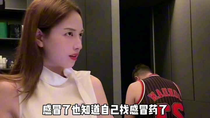 Thôi đừng nói nữa, nói thêm là tôi không thể ở lại nhà này được rồi.