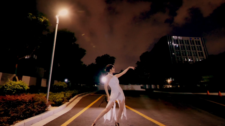 【Xu Jiaqi】Chinese-style jazz dance | Cover choreography of “Date on Sunday Night” | Let’s dance unde