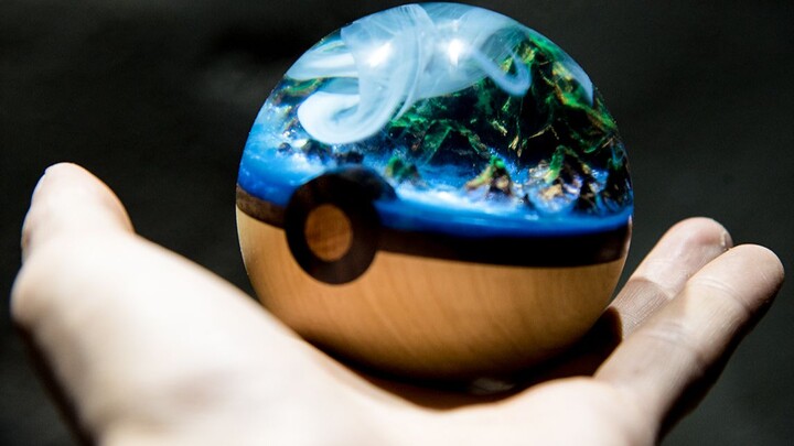 [Epoxy] Making a Poke Ball to Catch You!