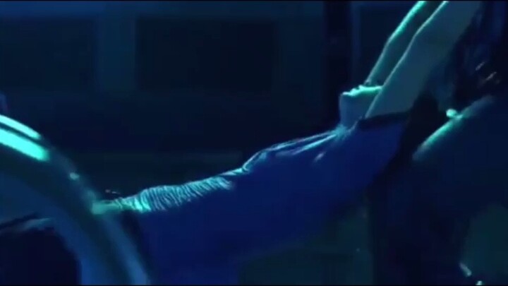 [Edit] First Aid When Drowning Happens