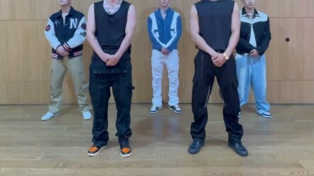 PRIMEKINGZ is doing the captain class dance hahahaha! I suspect they are kicking their butts hahahah