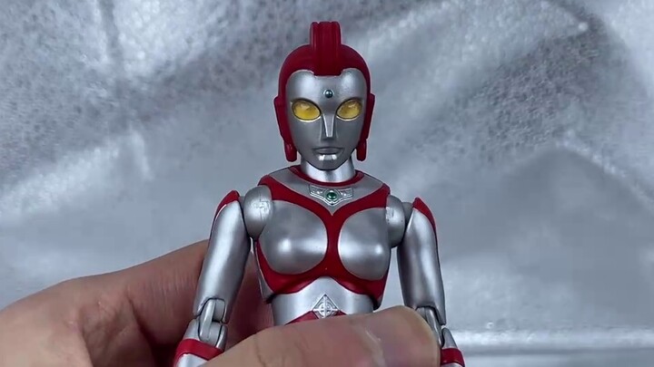 [Review of old things] The always forgotten Showa almighty king. Ultraact Ultraman Eddie Julian