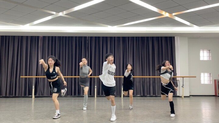 Archive: What is the level of Cookie's dance cover on the road show/The person who was pointed out w