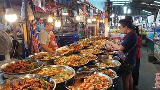 เดินเล่นห้างวันหยุดและหาซื้อของกินที่ตลาด Shopping Malls and Thai Markets