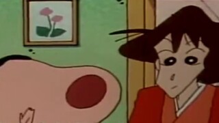 [Crayon Shin-chan] Gather together to have a warm New Year's Eve dinner, rice cake soup and lotus ro