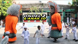 Ondel-Ondel Bintang Adzam Ngibing Bareng Anak-anak SD, Seru Sekali !!