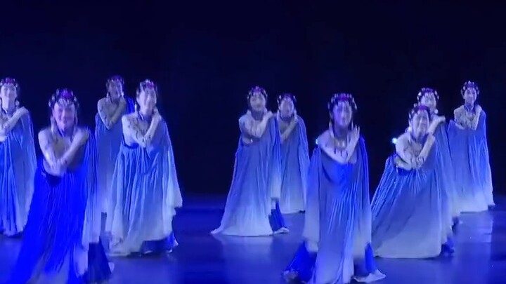 งานเลี้ยงภาพที่งดงามตระการตา!
