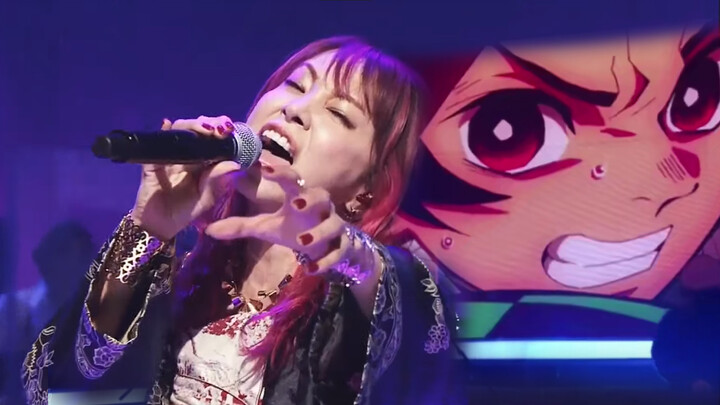 LiSA Menyanyikan OST Demon Slayer "Gurenge" Secara Live, Keren!