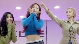 ثلاثة كروت خضراء مترابطة! شبكة الأحلام هان دونغ x (G)I-DLE سونغ يو تشي، يه شو هوا معًا tomboy