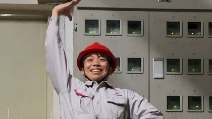 Kirim bulan, tapi tukang listrik Plus