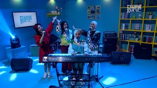 HOPE, A GIRLBAND BY RUANGGURU: SELALU ADA HARAPAN