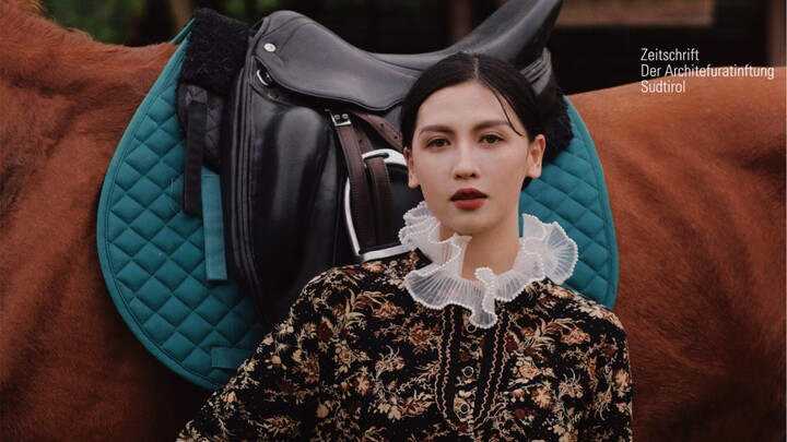 When Market-Style Clothes Meet a Noble Sport—No Weirdness at All??