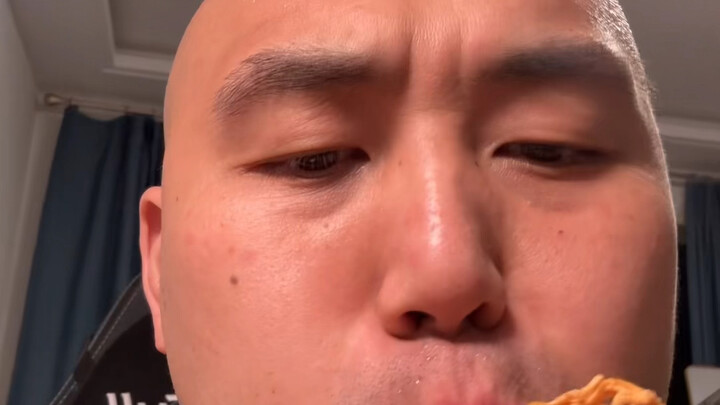 Mì giòn khoai nưa