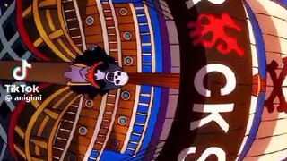 rocks pirates vs roRoger pirates and vice admiral garp