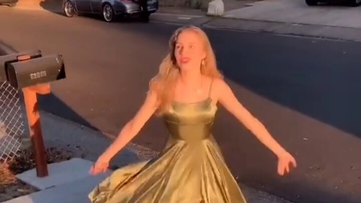 【tiktok】【kisah cinta】Versi kreatif disko dengan sapi(b)kuda yang tampan!