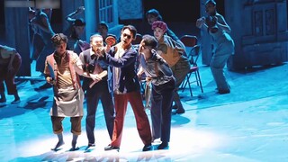 The "Wing Chun Dance Drama" entered the Paris International Stage and shocked the French! The three 