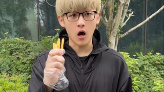 Gặp một sinh viên bán cơm gà và hạt dẻ nướng