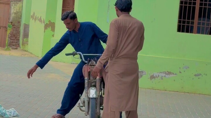 bike tod diya 🙏