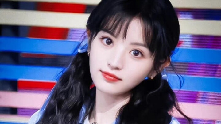 Lần đầu xuất hiện trên show thực tế của Điền Hi Vi! Ngọt ngào xinh đẹp quá, lại còn cực kỳ nhạy bén 