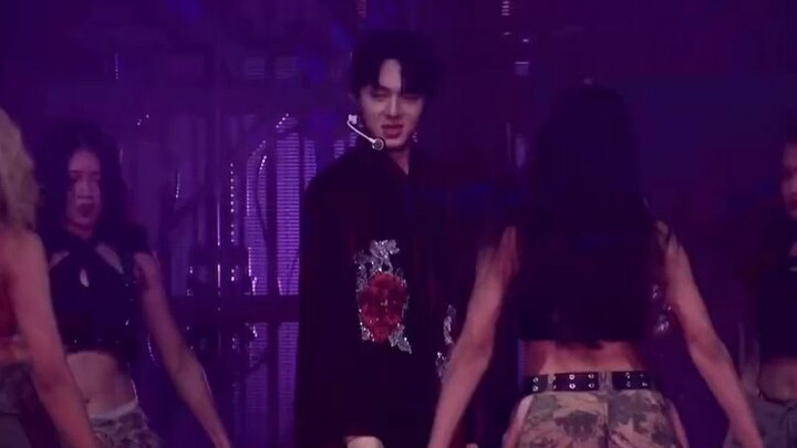 NuNew - Flower & money