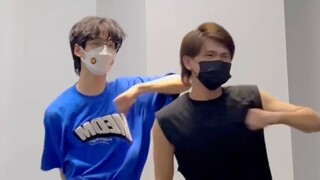 Tarian mommae Park Jae-Bum masih sangat tampan