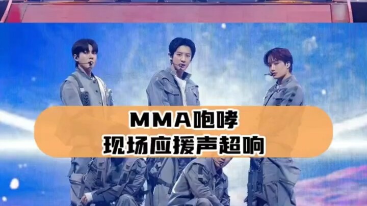 ที่สุดแห่งความมันส์! EXO บอกให้รู้ว่าอะไรคือความเป็นจักรพรรดิอย่างแท้จริง! ไม่อยากแพ้ก็ไม่มีวันแพ้!