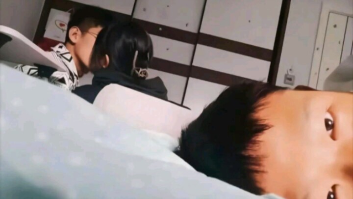 [Hài hước bình luận bá đạo] Anh ơi, các anh đang làm gì vậy? Add em vào với!