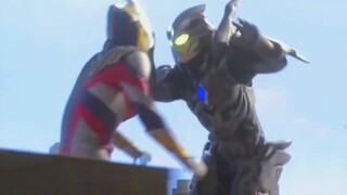 “黑暗特利迦:打别人跟刮痧似的，打自己重拳出击”