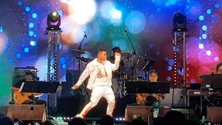 Buwan - Bugoy Drilon LIVE in Singapore