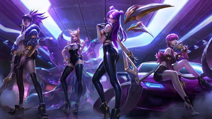 Four Cool Girls in the New Year's Party. POP/STARS.