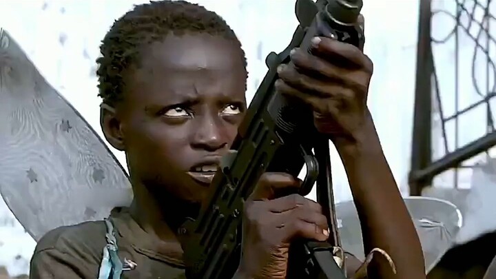 الأطفال لا يعرفون أن العبوة فارغة.